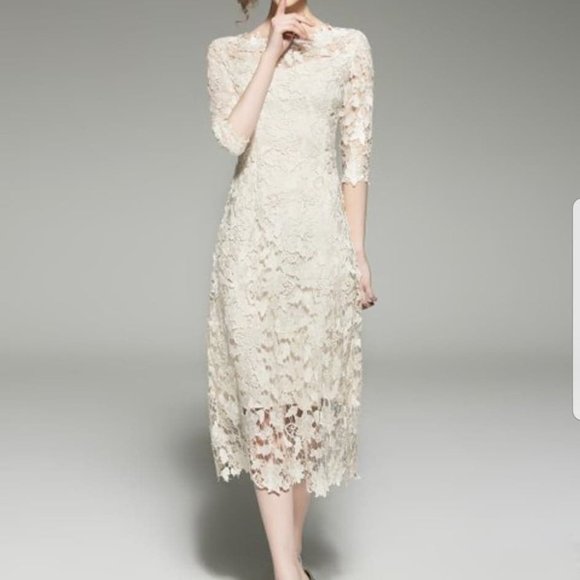 Kaimilan Dresses & Skirts - NWT Kaimilan Apricot Lace Overlay Dress